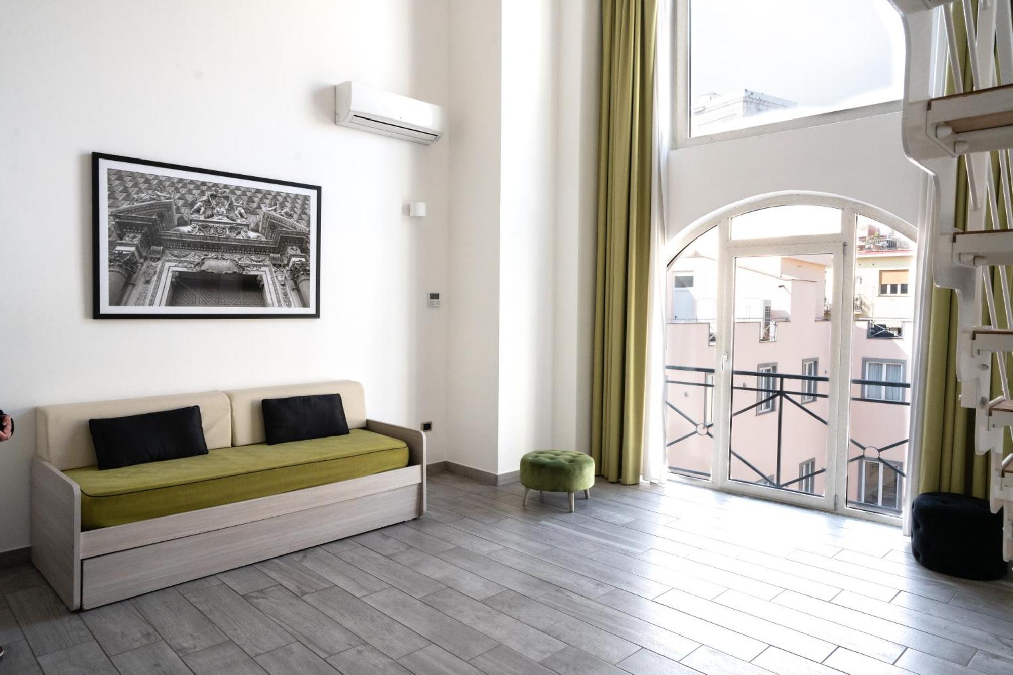 Ecumano Space Napoli Esterno foto
